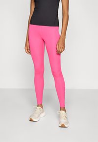 Спортивные штаны Спортивные штаны