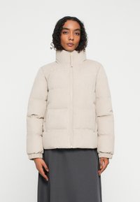 Вельветовая куртка Вельветовая куртка