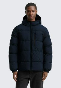 Зимняя куртка Зимняя куртка