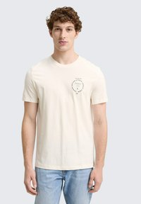 Футболка Футболка