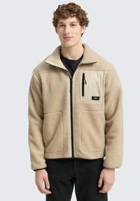 Флисовая куртка Флисовая куртка