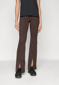 Спортивные штаны Спортивные штаны