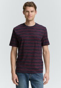 Футболка Футболка