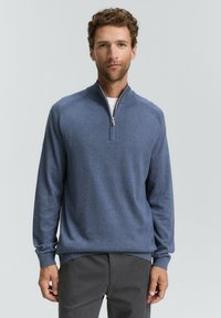 Пуловер Пуловер