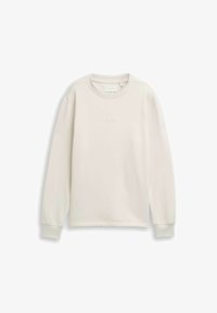 Пуловер Пуловер