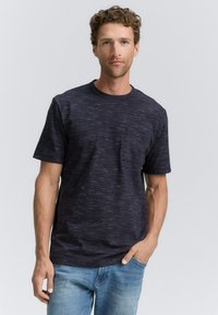 Футболка Футболка