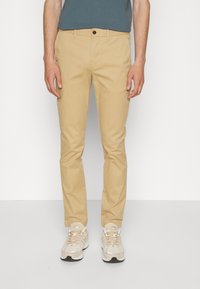 Чиносы Чиносы