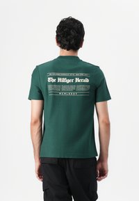 Футболка Футболка