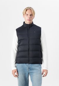 Жилет Жилет