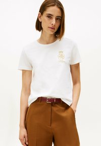 Футболка Футболка