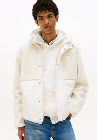 Флисовая куртка Флисовая куртка