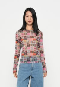 Лонгслив Лонгслив