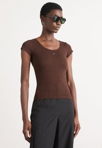 Футболка Футболка