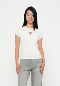 Футболка Футболка