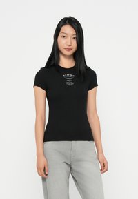 Футболка Футболка