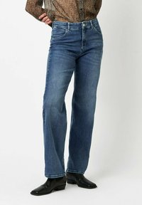 Прямые джинсы Прямые джинсы