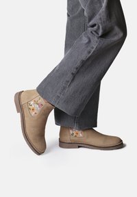 Ботинки челси Ботинки челси