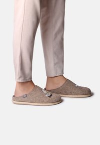 Тапочки Тапочки