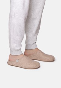 Тапочки Тапочки