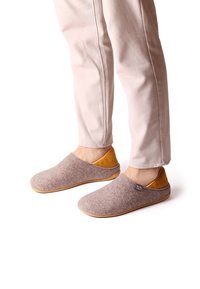 Тапочки Тапочки