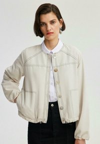 Джинсовая куртка Джинсовая куртка