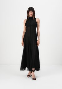 Твинсет Твинсет