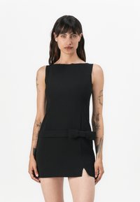 Твинсет Твинсет