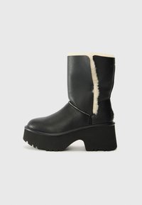 Зимние ботинки Зимние ботинки