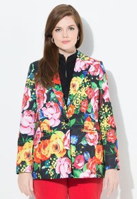 Блейзер Блейзер