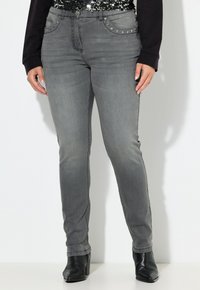 Джинсы Джинсы