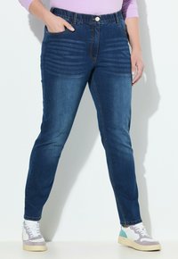 Джинсы Джинсы