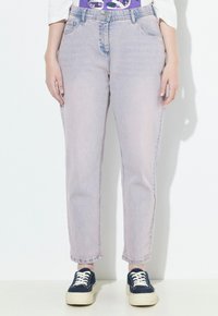 Джинсы Джинсы