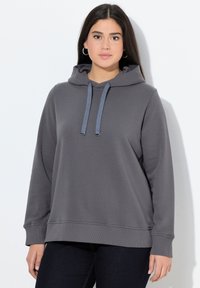 Пуловер с капюшоном Пуловер с капюшоном