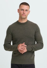 Пуловер Пуловер