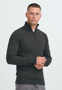 Пуловер Пуловер