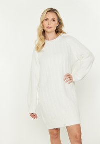 Вязаное платье Вязаное платье