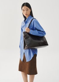 Кожаная сумка Кожаная сумка