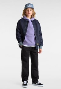 Пуловер Пуловер