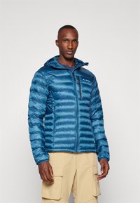 Зимняя куртка Зимняя куртка