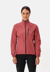 Спортивная куртка Спортивная куртка