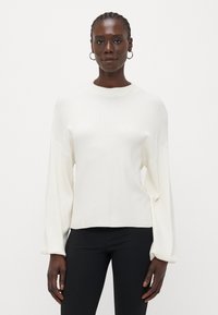 Пуловер Пуловер