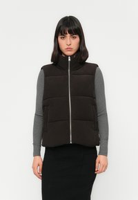 Вельветовая куртка Вельветовая куртка