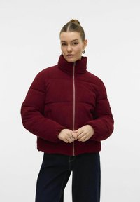 Вельветовая куртка Вельветовая куртка