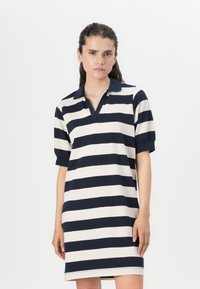 Летнее платье Летнее платье