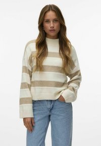 Пуловер в полоску Пуловер в полоску