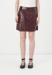 Кожаная юбка Кожаная юбка