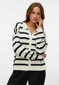 Кардиган Кардиган