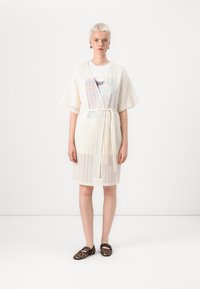 Длинная куртка Длинная куртка