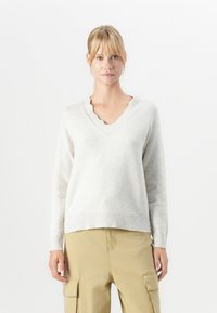 Пуловер Пуловер