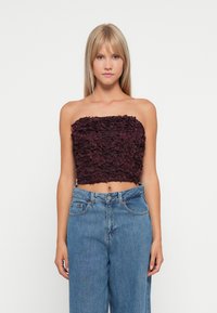 Топ без бретелек Топ без бретелек